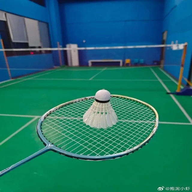 亚洲杯前瞻：国足集结备战关注锋线新星表现